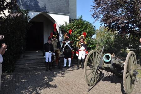 Soldats et canon